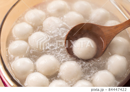 真冬 寒中 冬至 84447422