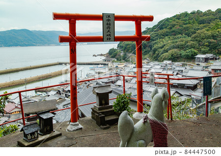 坂出市瀬居島の法楽稲荷大明神 坂出市瀬居島の法楽稲荷大明神 84447500