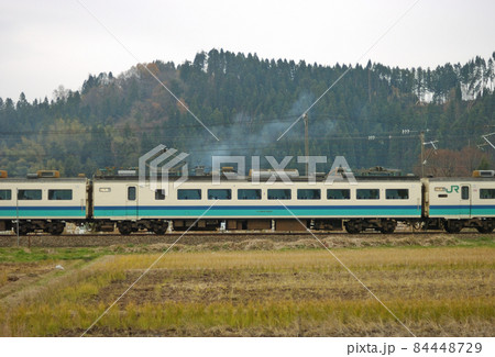 北陸本線　森本ー津幡　JR東日本　485系　T12編成（新潟）　②　モハ484-1015　海側 84448729