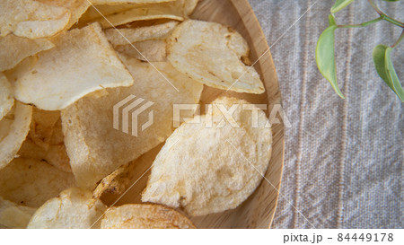 ポテトチップス ポテトチップス 84449178
