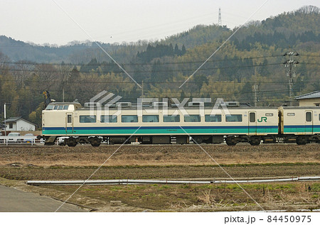 北陸本線　森本ー津幡　JR東日本　485系　T13編成（新潟）　①　クロハ481-1025　海側 84450975