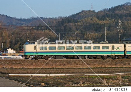 北陸本線　森本ー津幡　JR東日本　485系　T15編成（新潟）　⑥　クハ481-1007　海側 84452333