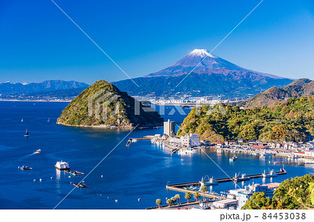 （静岡県）発端丈山から眺める富士山 84453038