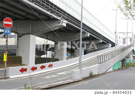 阪神高速13号東大阪線 高井田 下り 出口 阪神高速13号東大阪線 高井田 下り 出口 84454033