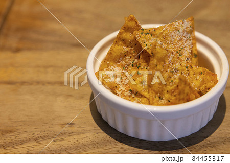 美味しいトルティーヤチップス 美味しいトルティーヤチップス 84455317