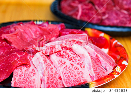 焼肉 生肉 盛合せ 【 贅沢 な 家飯 の イメージ 】 焼肉 生肉 盛合せ 【 贅沢 な 家飯 の イメージ 】 84455633