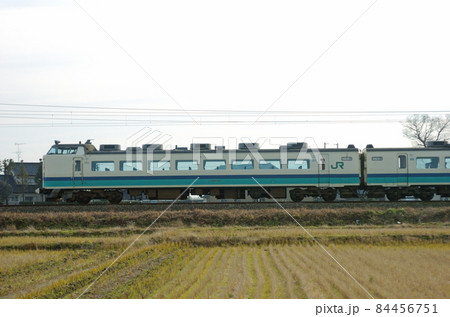 北陸本線 石動ー福岡 JR東日本 485系 T16編成(新潟) ① クロハ481-1018 海側 北陸本線 石動ー福岡 JR東日本 485系 T16編成(新潟) ① クロハ481-1018 海側 84456751