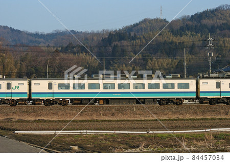 北陸本線　森本ー津幡　JR東日本　485系　T17編成（新潟）　⑤　モハ485-1010　海側 84457034
