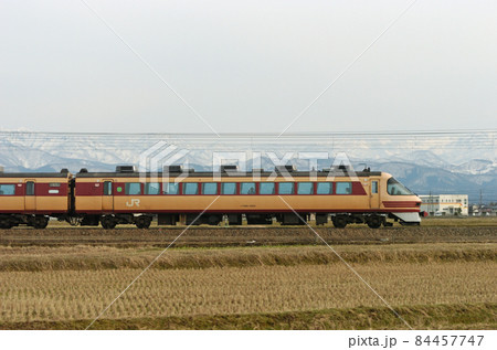 北陸本線　美川ー加賀笠間　JR西日本　485系　新A01編成（京都）　①　クロ481-2001　海側 84457747