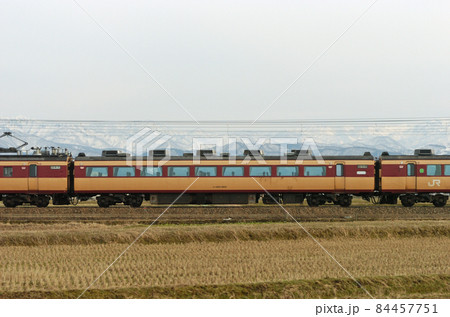 北陸本線　美川ー加賀笠間　JR西日本　485系　新A01編成（京都）　②　モハ485-504　海側 84457751