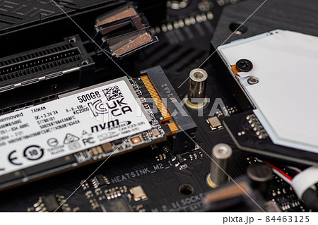 M.2 SSD仮置き M.2 SSD仮置き 84463125