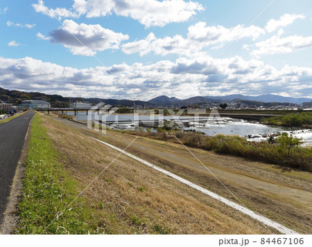 大和川と自然浄化設備の風景 大和川と自然浄化設備の風景 84467106