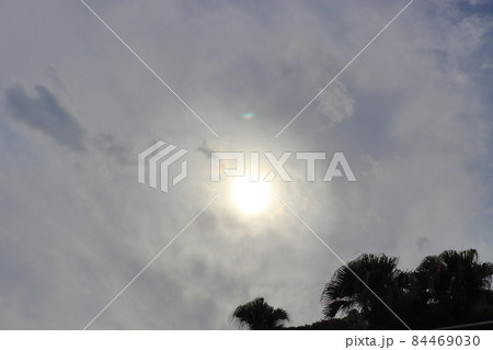 空 雲 太陽 空 雲 太陽 84469030