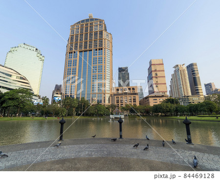 タイ バンコク 【ベンチャシリ公園】 / Benchasiri Park, Bangkok 84469128