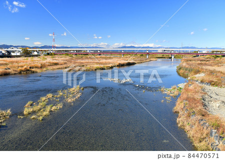 日野橋／多摩川より上流／立日橋方向を望む(東京都日野市)【2021.11】 84470571