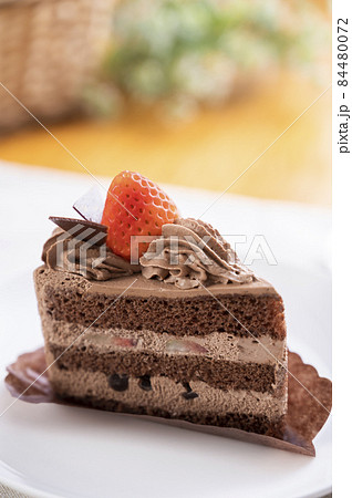 チョコレートケーキ 84480072