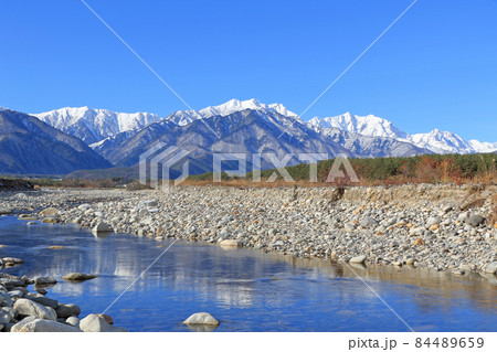 信濃大町山岳展望 初冬の北アルプス後立山連峰 信濃大町山岳展望 初冬の北アルプス後立山連峰 84489659