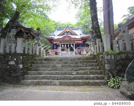 山中諏訪神社本殿 山中諏訪神社本殿 84489950