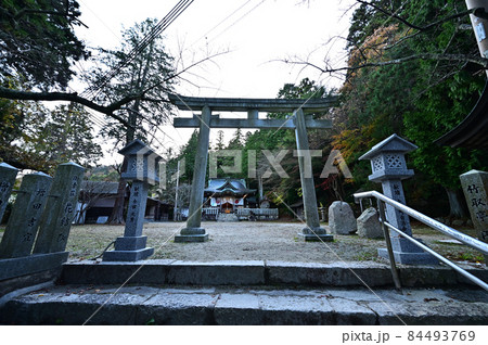 湯泉神社より 84493769