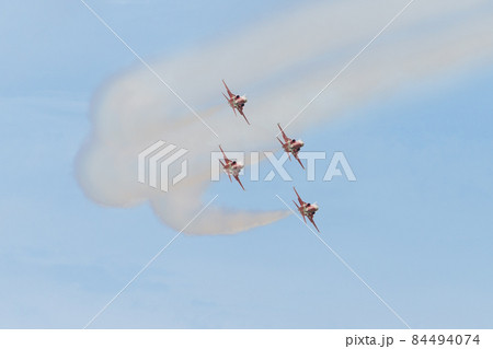 スイス空軍アクロバットチーム「パトロイユ・スイス」ダイヤモンド編隊 84494074