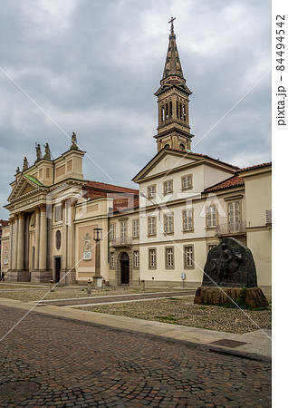 Alessandria Cathedral on Piazza del Duomo 84494542