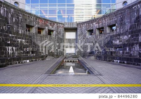 ドックヤードガーデン（旧横浜船渠第2号ドック） 84496280