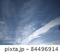 青空　初冬の空模様 84496914
