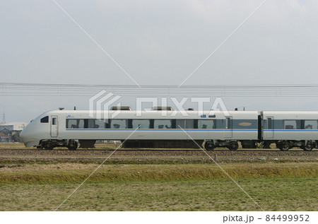 北陸本線　美川ー加賀笠間　JR西日本　681系　旧T17編成（金沢）　⑨　クハ681-7　海側 84499952