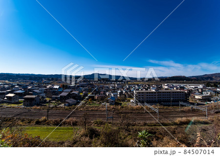 新潟県長岡市川口（越後川口）の町並み（地方田園都市イメージ） 84507014