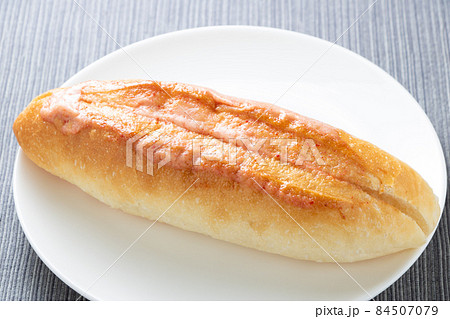明太バターフランスパン。 84507079