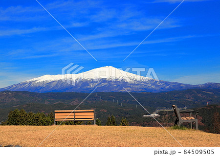 眺海の森　鳥海山 84509505