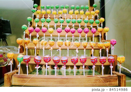 お菓子 キャンディー 砂糖菓子 84514986