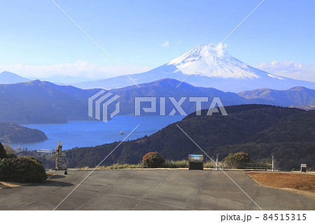 箱根大観山展望台から望む富士山 84515315