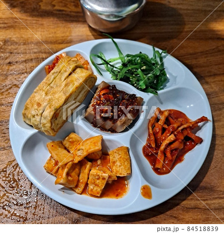 ご飯 ライス 韓国料理 84518839