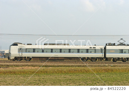 北陸本線 美川ー加賀笠間 JR西日本 681系 W03編成(金沢) ⑥ クモハ681-504 海側 北陸本線 美川ー加賀笠間 JR西日本 681系 W03編成(金沢) ⑥ クモハ681-504 海側 84522220