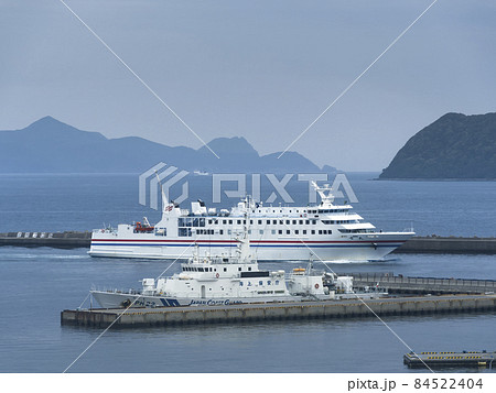長崎県 五島列島 【福江島】福江港 太古フェリー・海上保安庁巡視船 / Fukue Island 長崎県 五島列島 【福江島】福江港 太古フェリー・海上保安庁巡視船 / Fukue Island 84522404