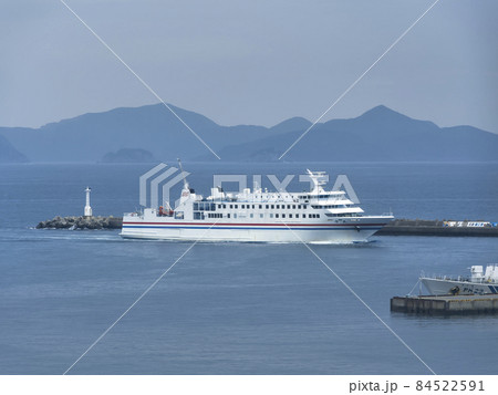 長崎県 五島列島 【福江島】福江港に入港する太古フェリー / Fukue, Goto, Japan 84522591
