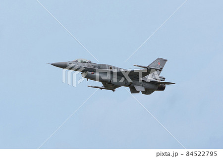 ポーランド空軍F-16Cブロック52+「タイガーデモチーム」離陸 ポーランド空軍F-16Cブロック52+「タイガーデモチーム」離陸 84522795