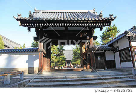 百万遍知恩寺の総門 百万遍知恩寺の総門 84525755