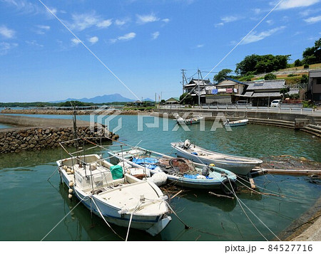天草・維和島の景色 (熊本県上天草市) 天草・維和島の景色 (熊本県上天草市) 84527716