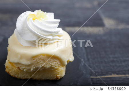 生クリ－ムチーズケ－キ 84528009