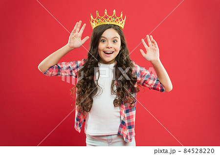 Happiness and joy. I am just the best. Kid wear golden crown e princess 84528220