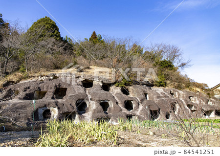 長岡百穴古墳 長岡百穴古墳 84541251