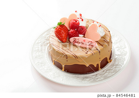 バレンタインケーキ 84546481