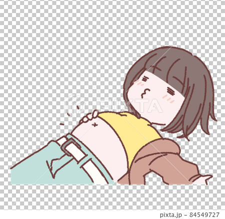 満腹になって満足そうに横になる女性 84549727