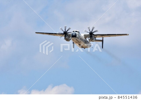 大空を翔るアメリカ海軍の輸送機C-2グレイハウンド 大空を翔るアメリカ海軍の輸送機C-2グレイハウンド 84551436