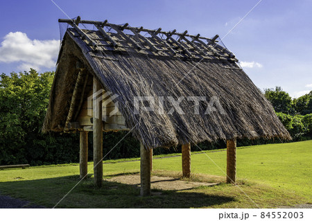 妻木晩田遺跡　復元高床倉庫　鳥取県大山町 84552003