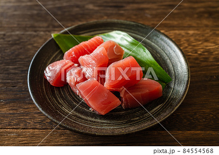 角切りマグロの刺し身 角切りマグロの刺し身 84554568