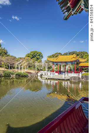 日本の中国庭園　「瀋秀園」の風景　【神奈川県・川崎市】 84556854