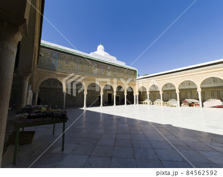 チュニジア ケルアン 【シディ・サハブ霊廟】 / Zaouia of Sidi Sahab チュニジア ケルアン 【シディ・サハブ霊廟】 / Zaouia of Sidi Sahab 84562592